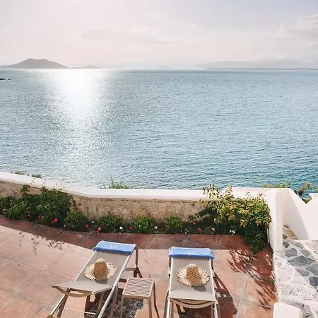 Ada Dreams / Island Villa *